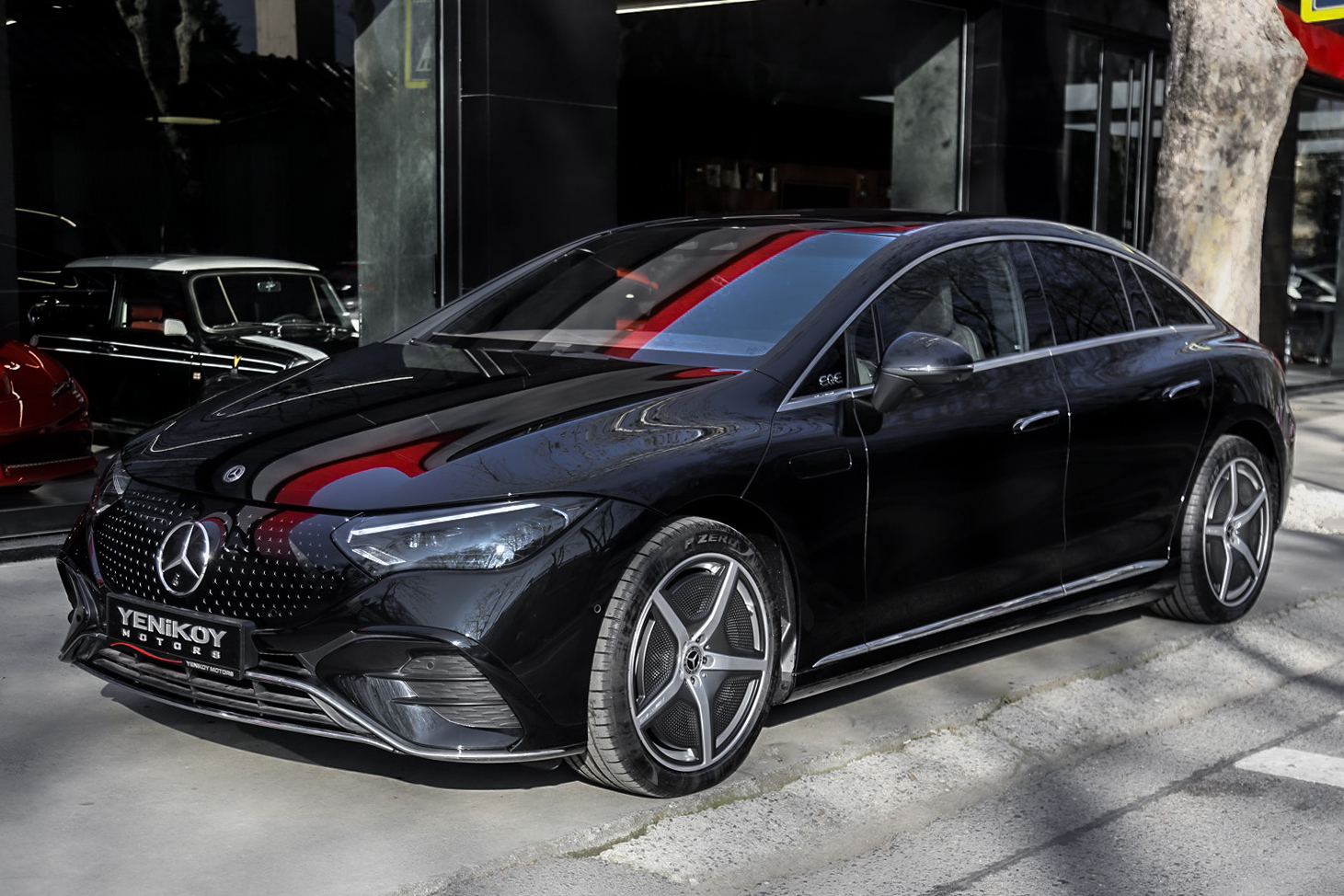 MERCEDES EQE350+ AMG