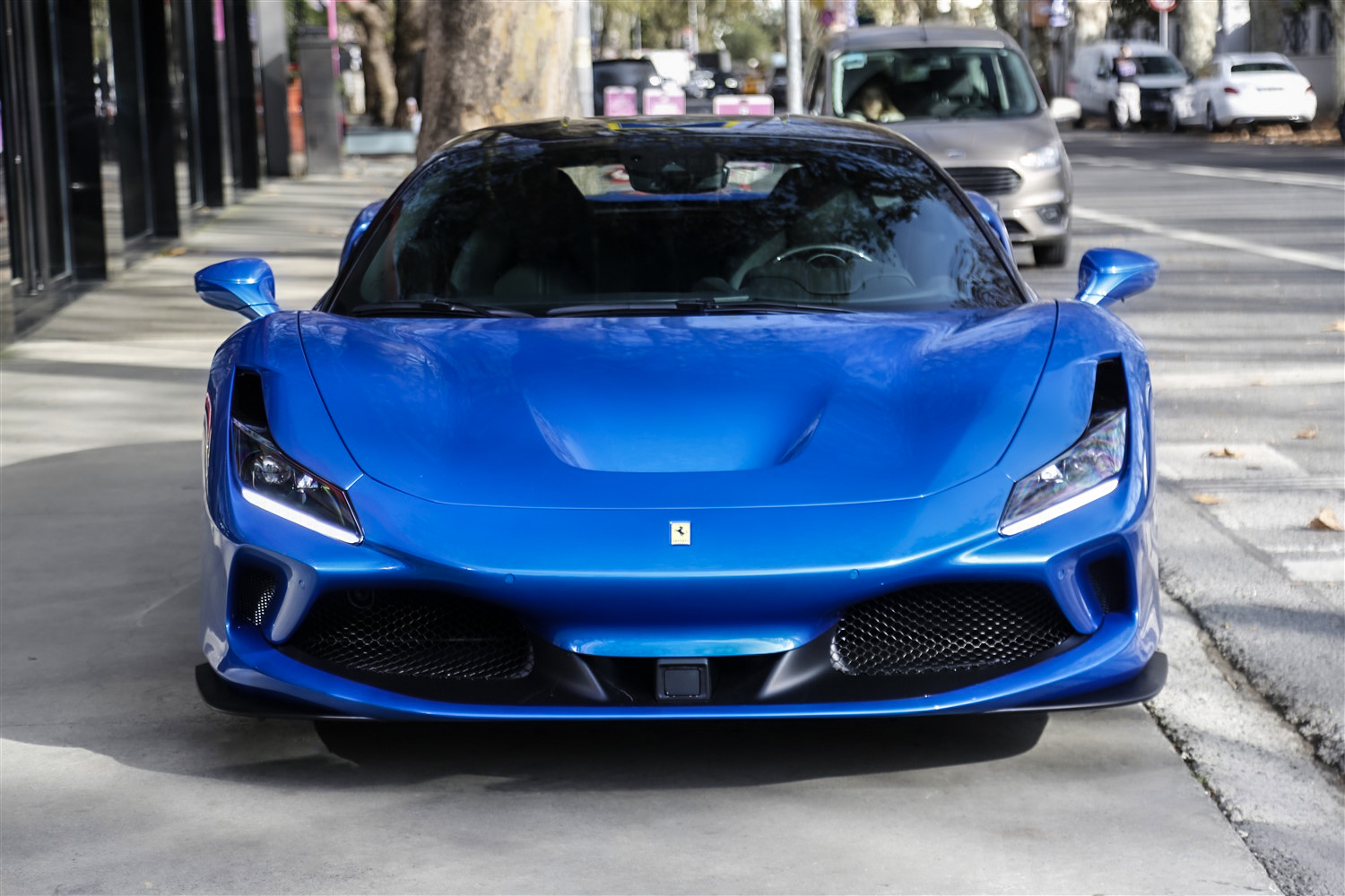 FERRARI F8 TRIBUTO