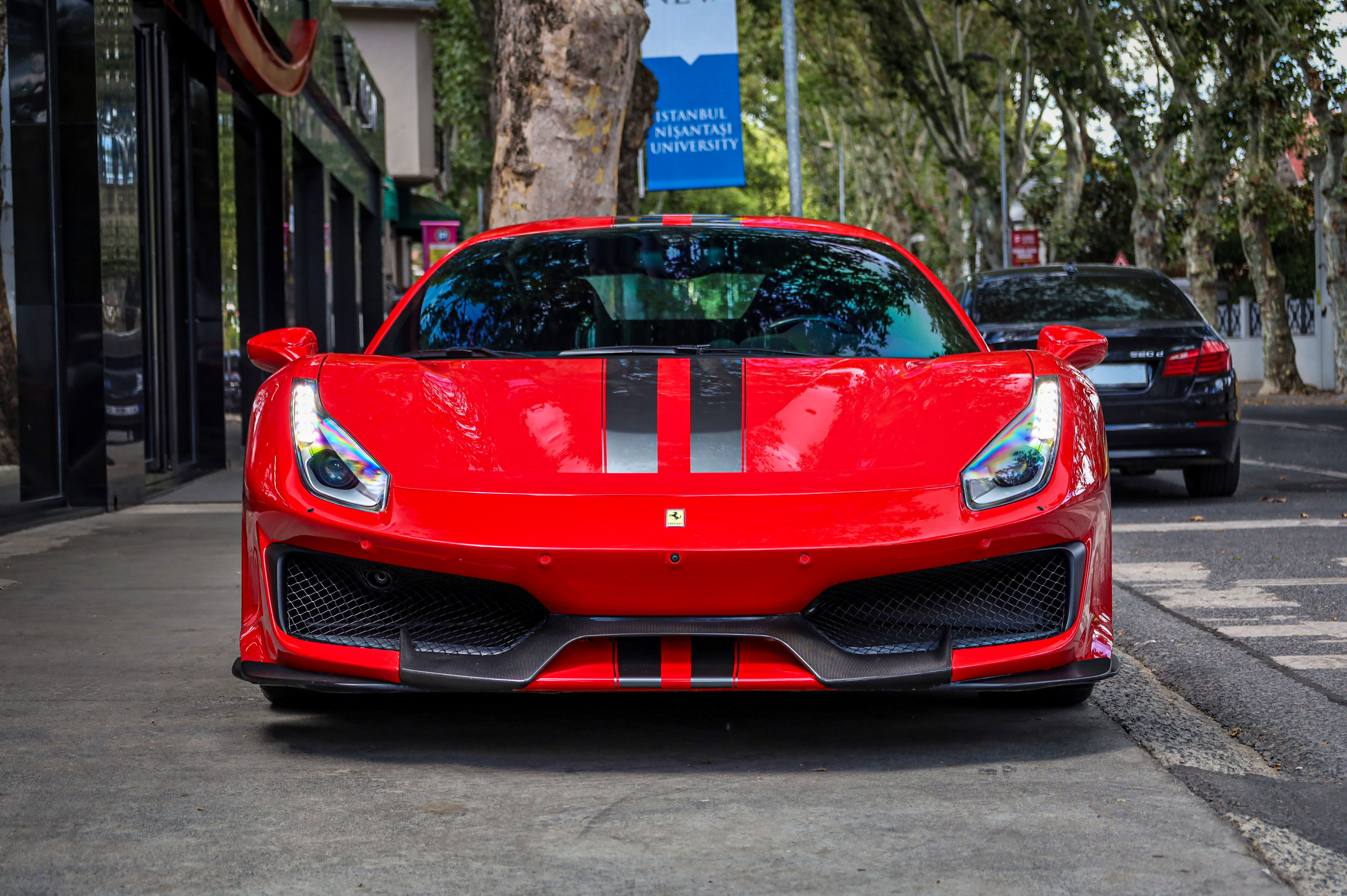 FERRARI 488 PISTA  3.9 V8 TWIN-TURBO  720HP  CARBON PACKAGE
