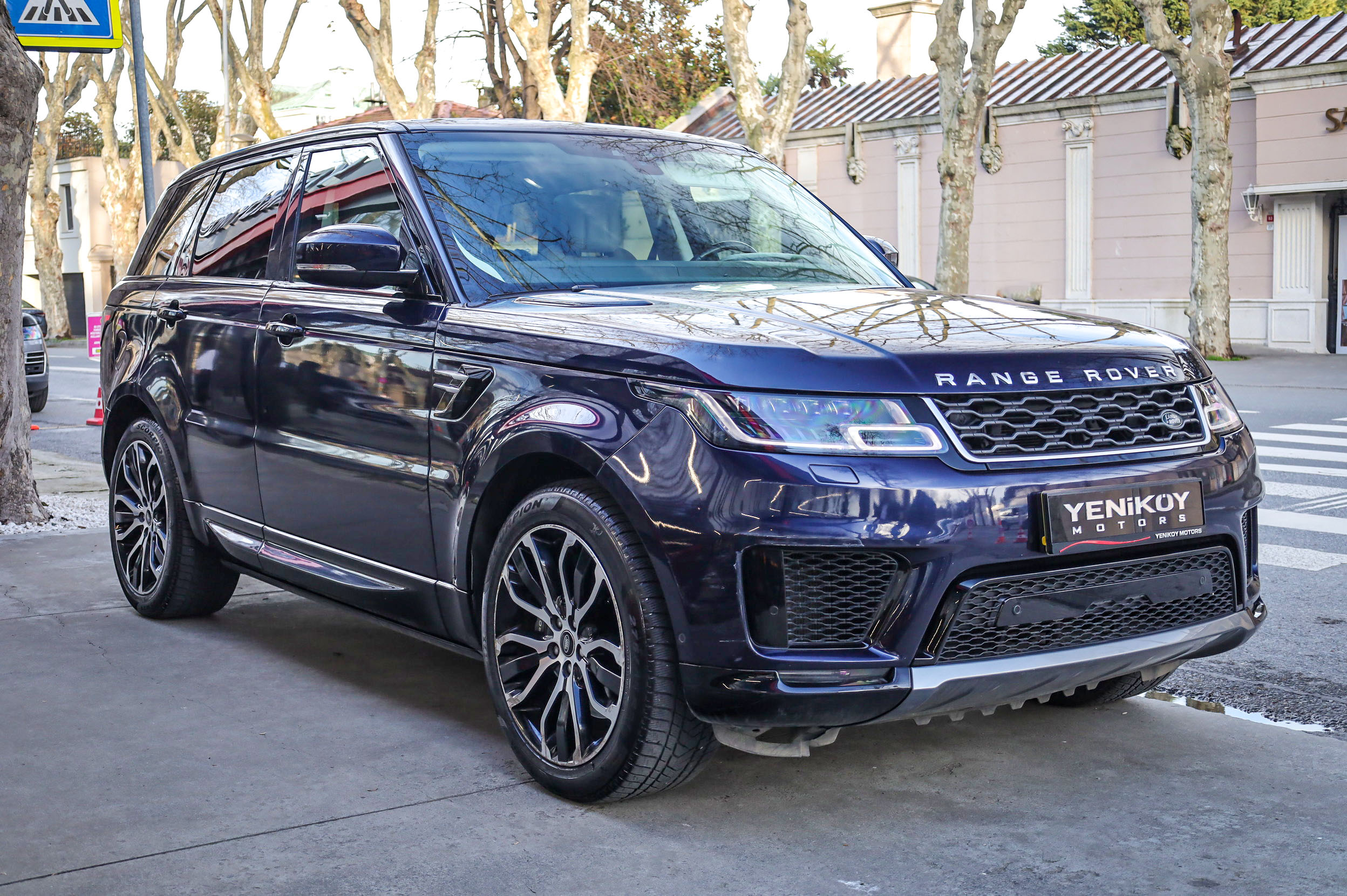 LAND ROVER RANGE ROVER SPORT 2.0 P300 HSE