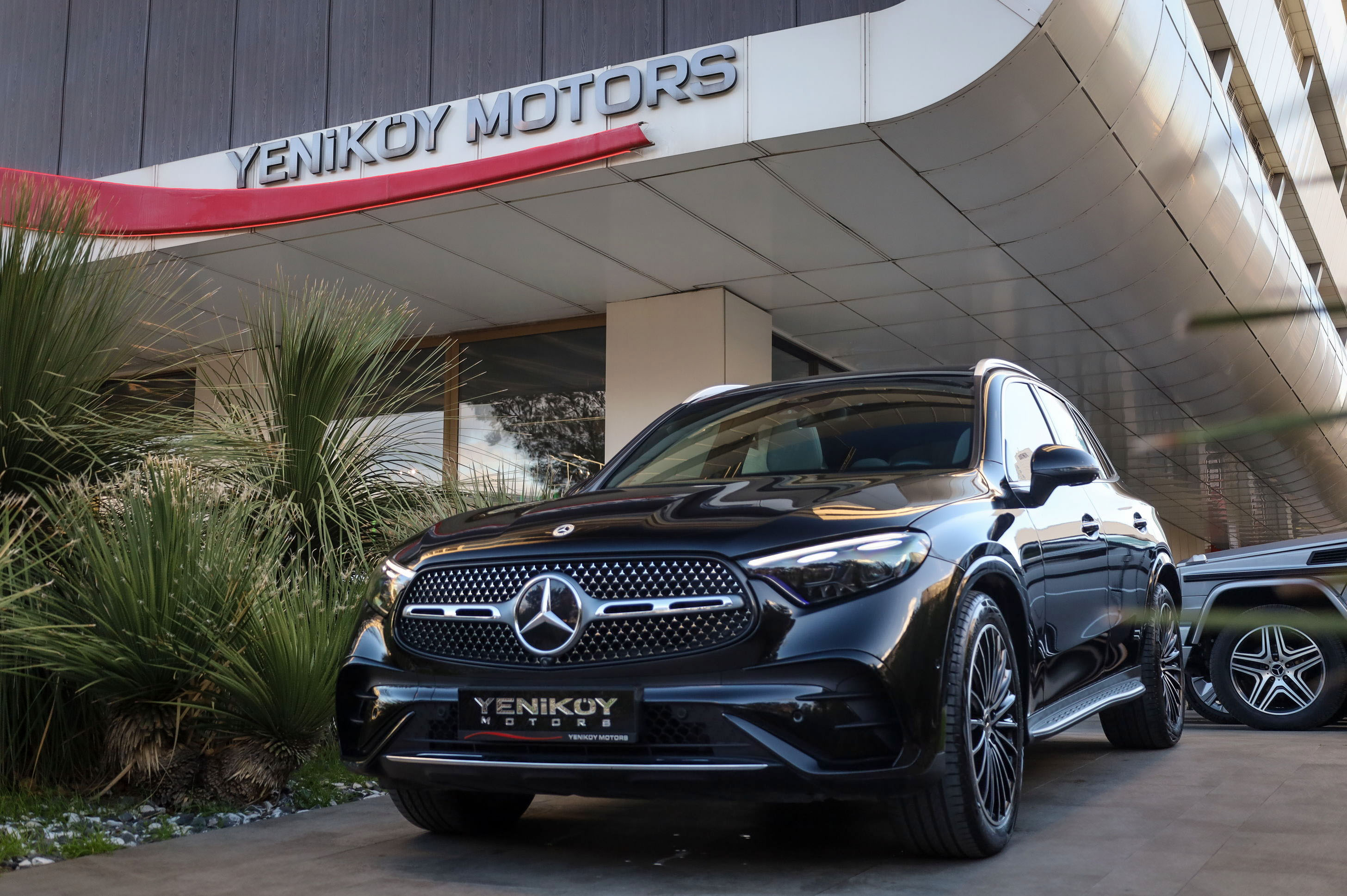 MERCEDES-BENZ GLC 180 AMG